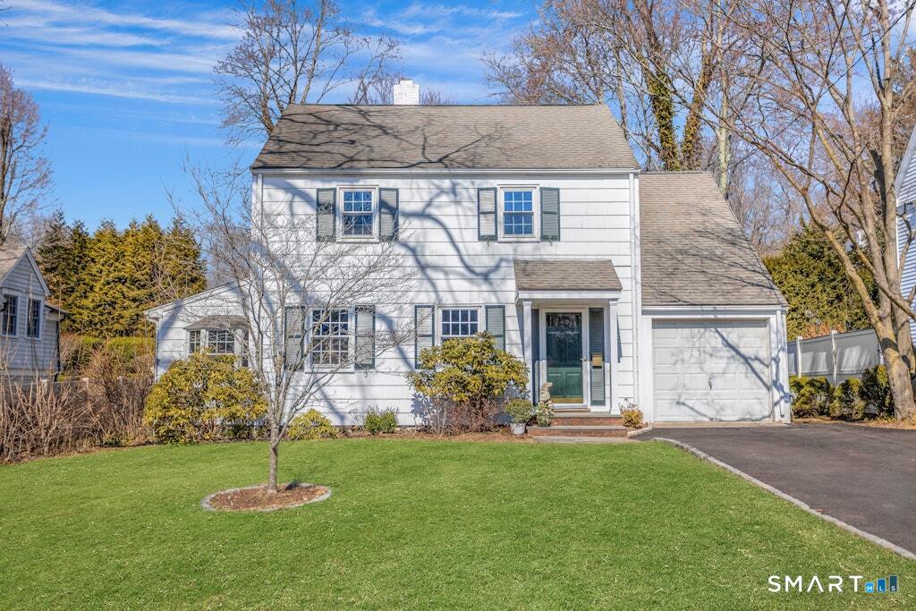 25 Devon Road, Darien, CT 06820 | For Sale at $1,450,000