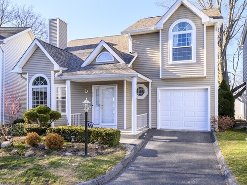  single family home for sale located at 596 Glenbrook Road, apt 12, Stamford, CT 06906