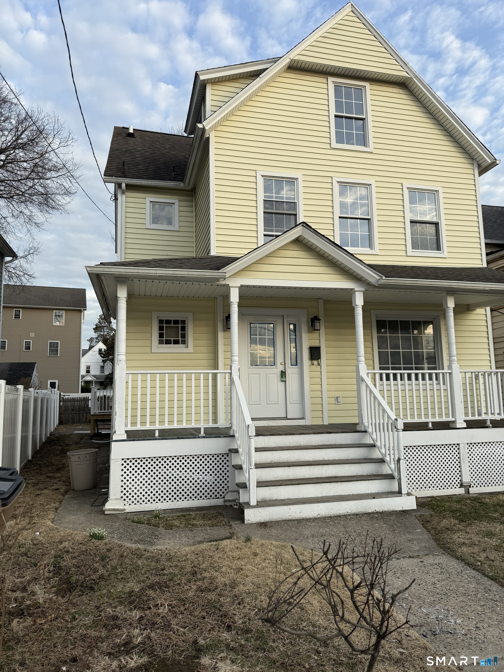104 Maple Avenue, Stamford, CT 06902 | For Sale at $840,000