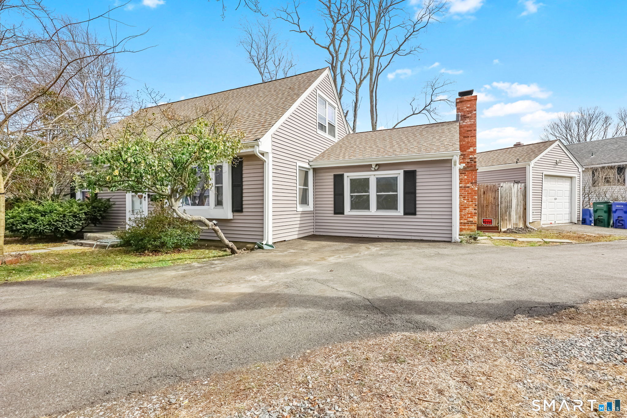 5 Sanford Place, Stratford, CT 06615 | For Sale at $550,000