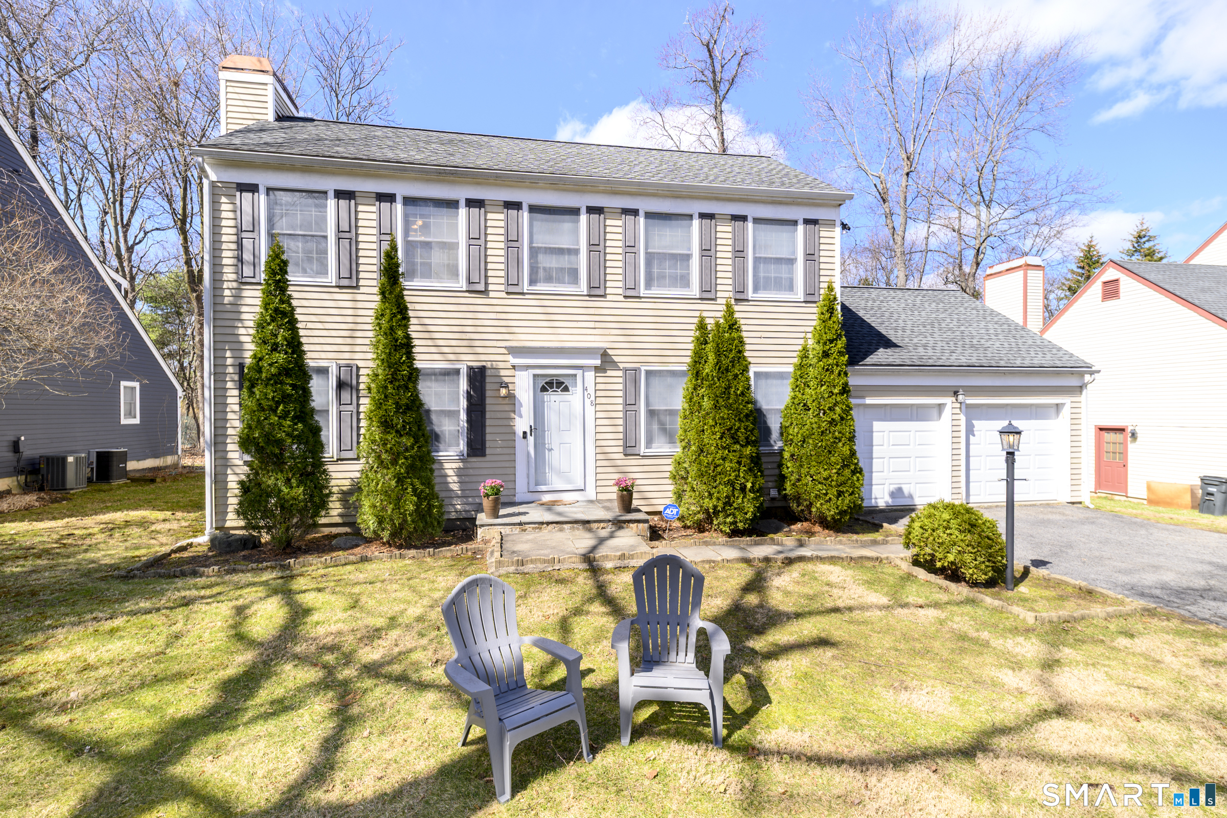 408 Strawberry Hill Avenue, Stamford, CT 06902 | For Sale at $849,000