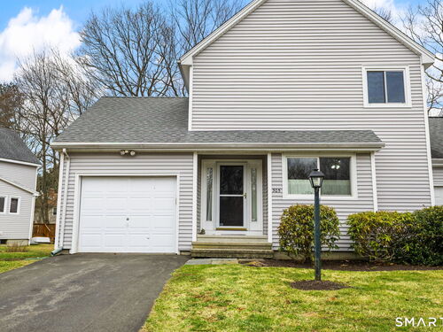  townhouse condo for sale located at 305 Aspetuck Trail, 305, Shelton, CT 06484