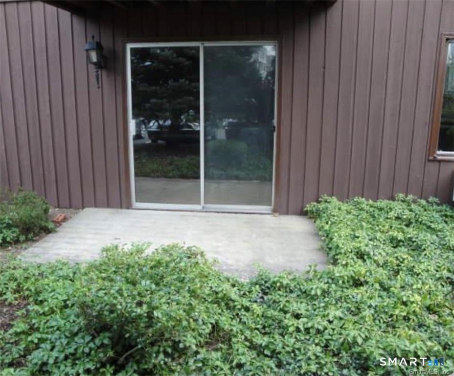 136 Deer Hill Avenue, b12, Danbury, CT 06810 | For Sale at $279,900