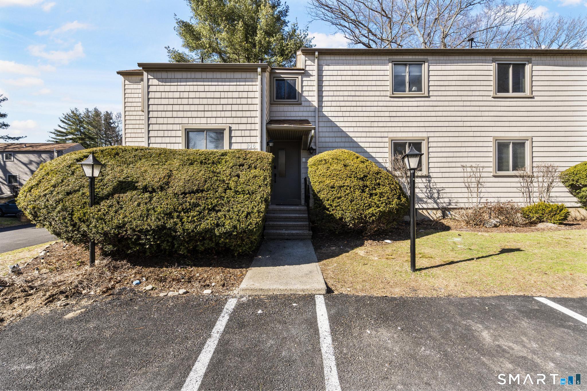 106 Smoke Valley Drive, b, Stratford, CT 06614 | For Sale at $329,900