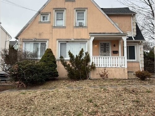  single family home for sale located at 39 Bayview Avenue, Norwalk, CT 06854