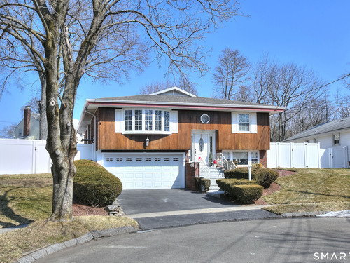  single family home for sale located at 34 Richard Circle, Stratford, CT 06614