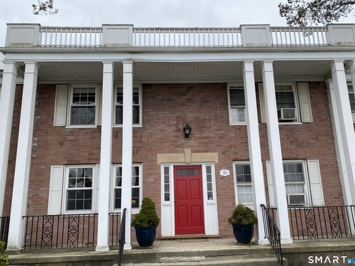  condo home for sale located at 53 Standish Road, apt 1, Stamford, CT 06902