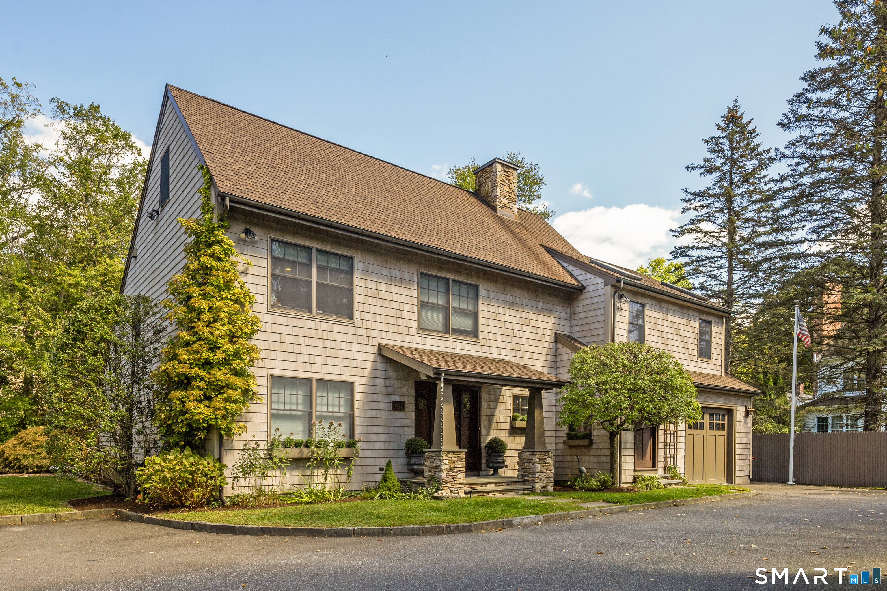 107 Parade Hill Road, New Canaan, CT 06840 | For Sale at $2,295,000