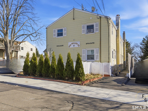  townhouse condo for sale located at 1 Phillips Street, apt 4, Norwalk, CT 06850