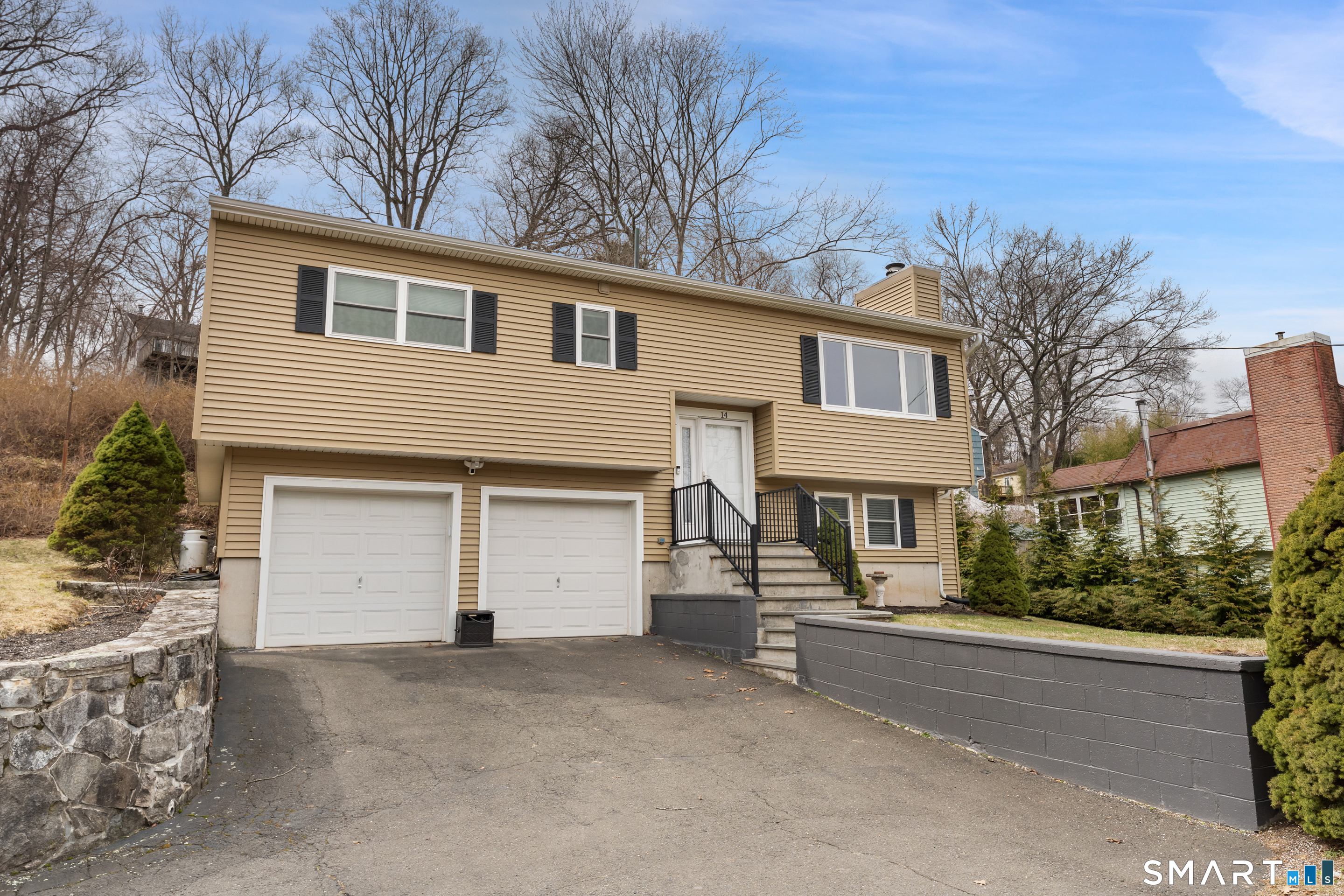 14 Valley Road, Danbury, CT 06811 | For Sale at $519,000