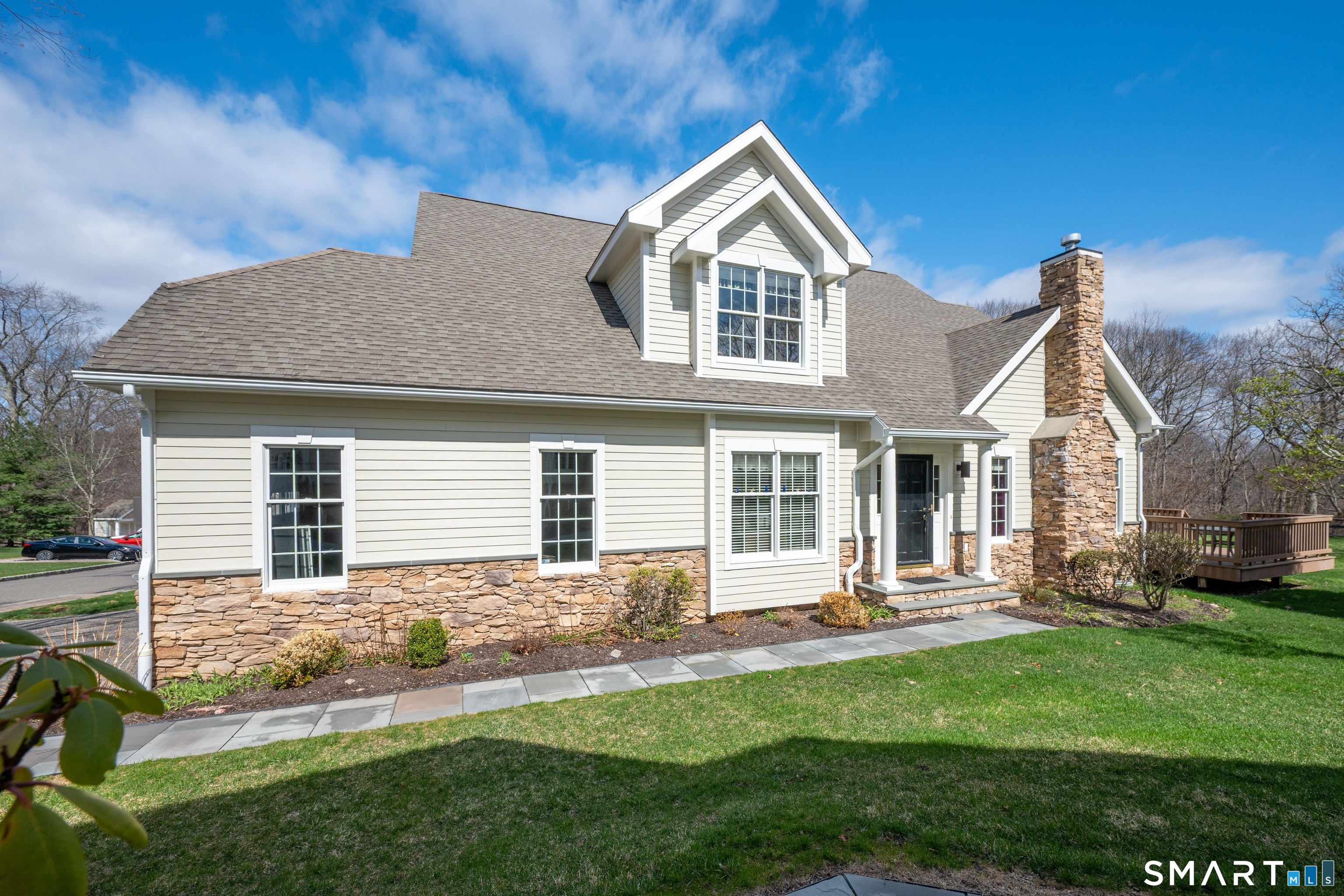 638 Danbury Road, 37, Ridgefield, CT 06877 | For Sale at $1,050,000