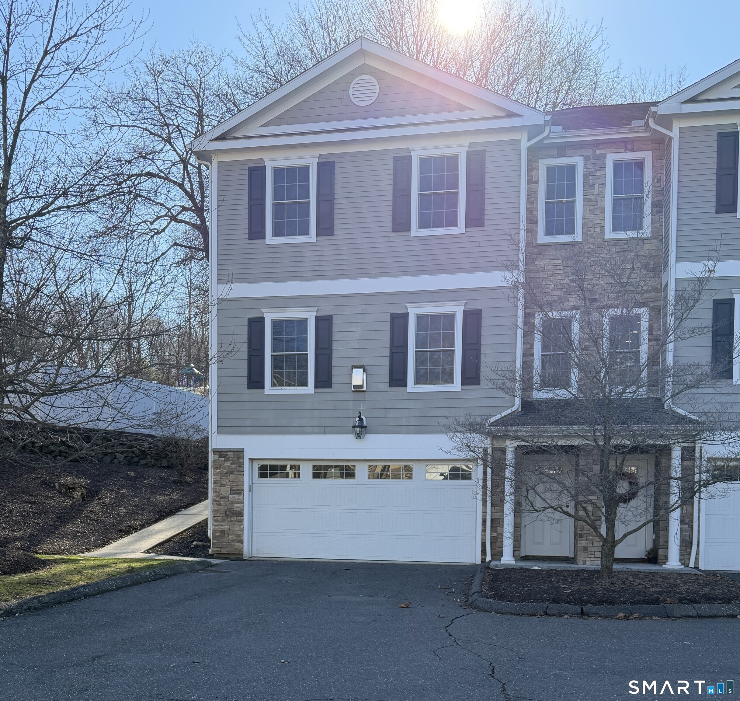 53 Grassy Plain Street, apt b5, Bethel, CT 06801 | For Sale at $579,000