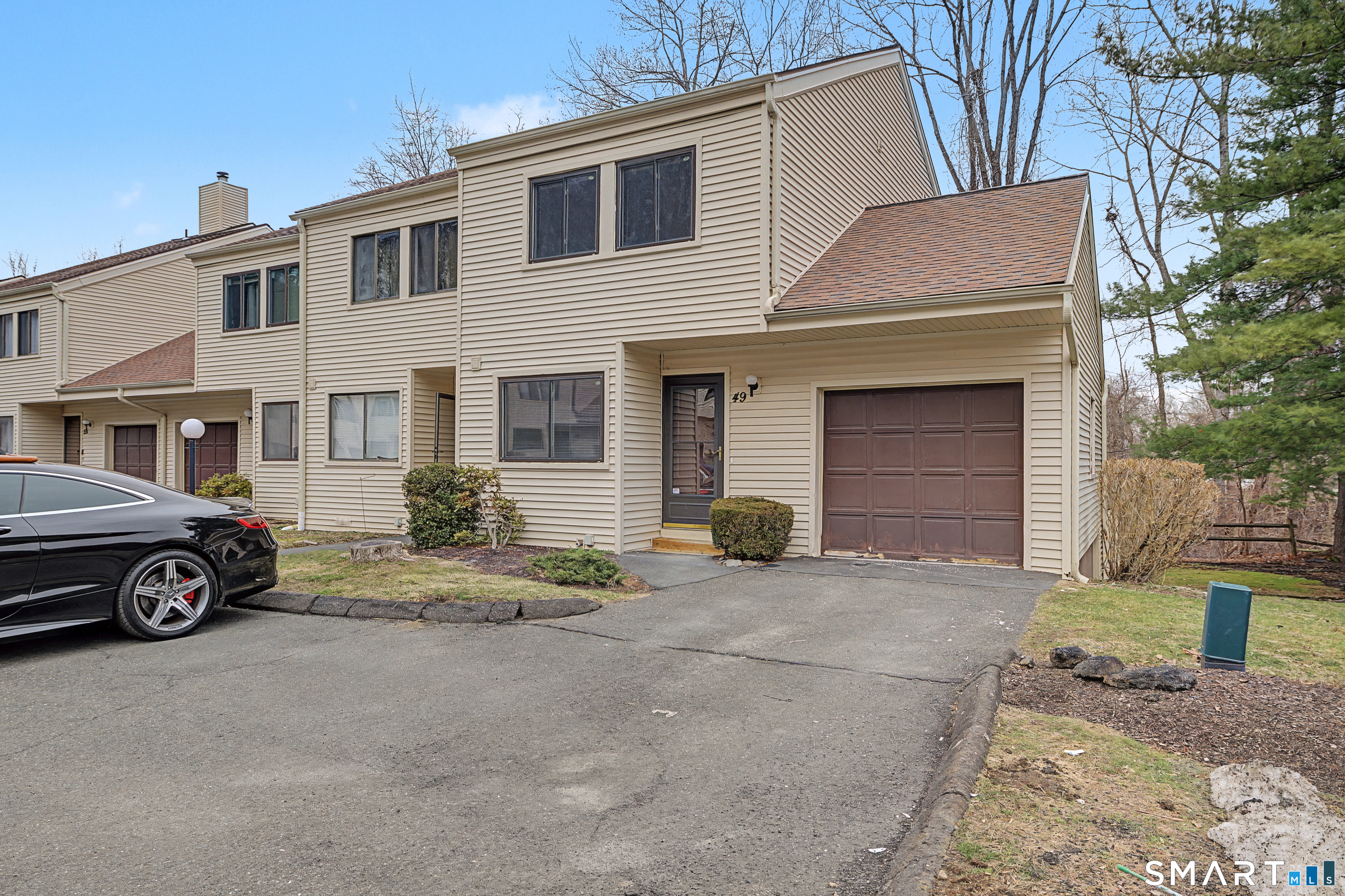 49 Deer Run, 49, Bethel, CT 06801 | For Sale at $349,000