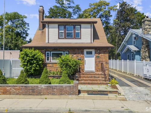  single family home for sale located at 14 Park Street, Stamford, CT 06902