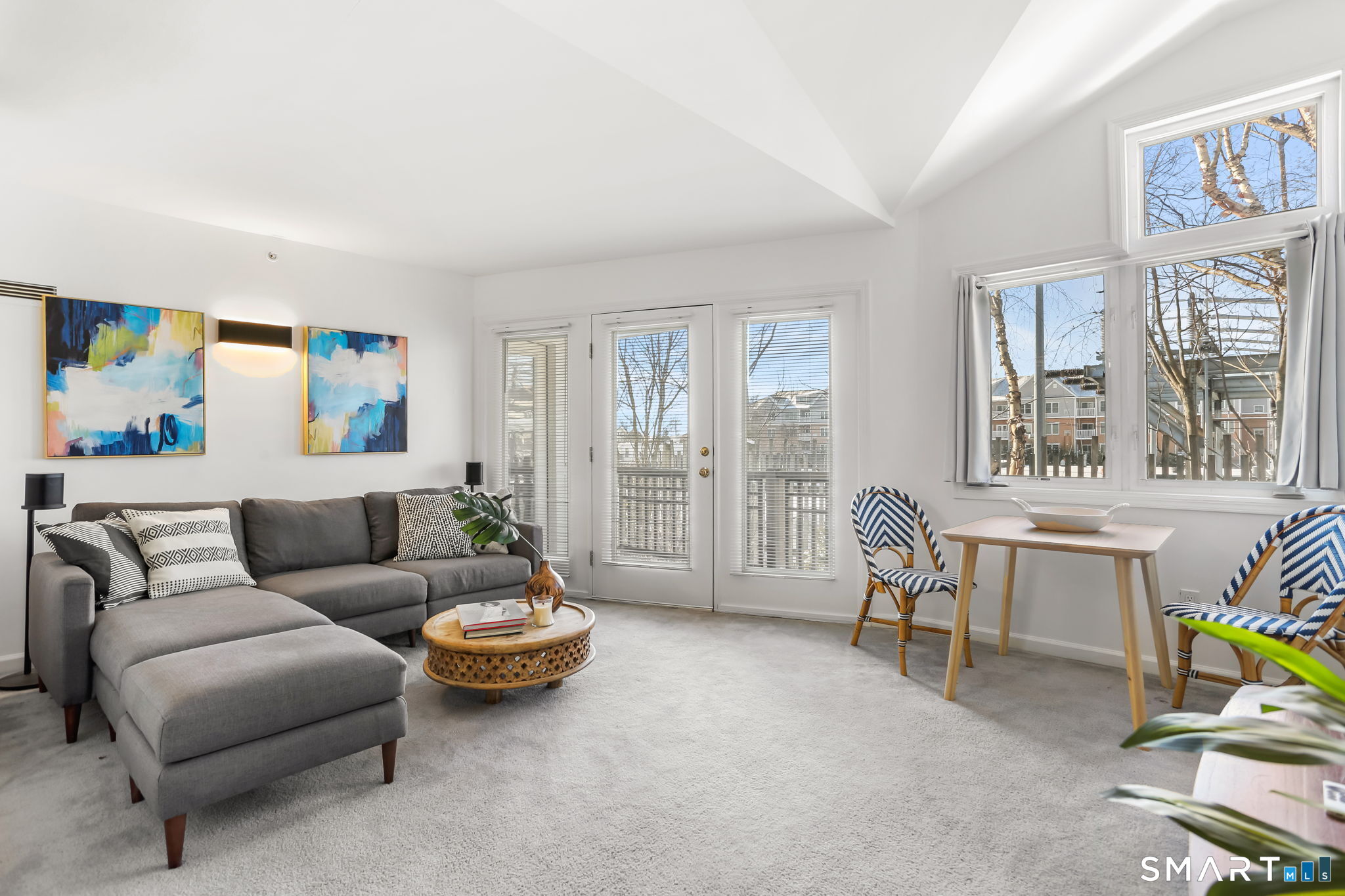 3250 Fairfield Avenue, apt 302, Bridgeport, CT 06605 | For Sale at $299,000