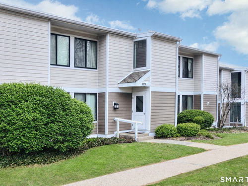  condo home for sale located at 55 Lawson Lane, 55, Ridgefield, CT 06877
