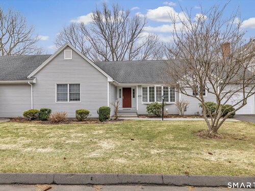  condo home for sale located at 430 Owls Roost, 430, Shelton, CT 06484