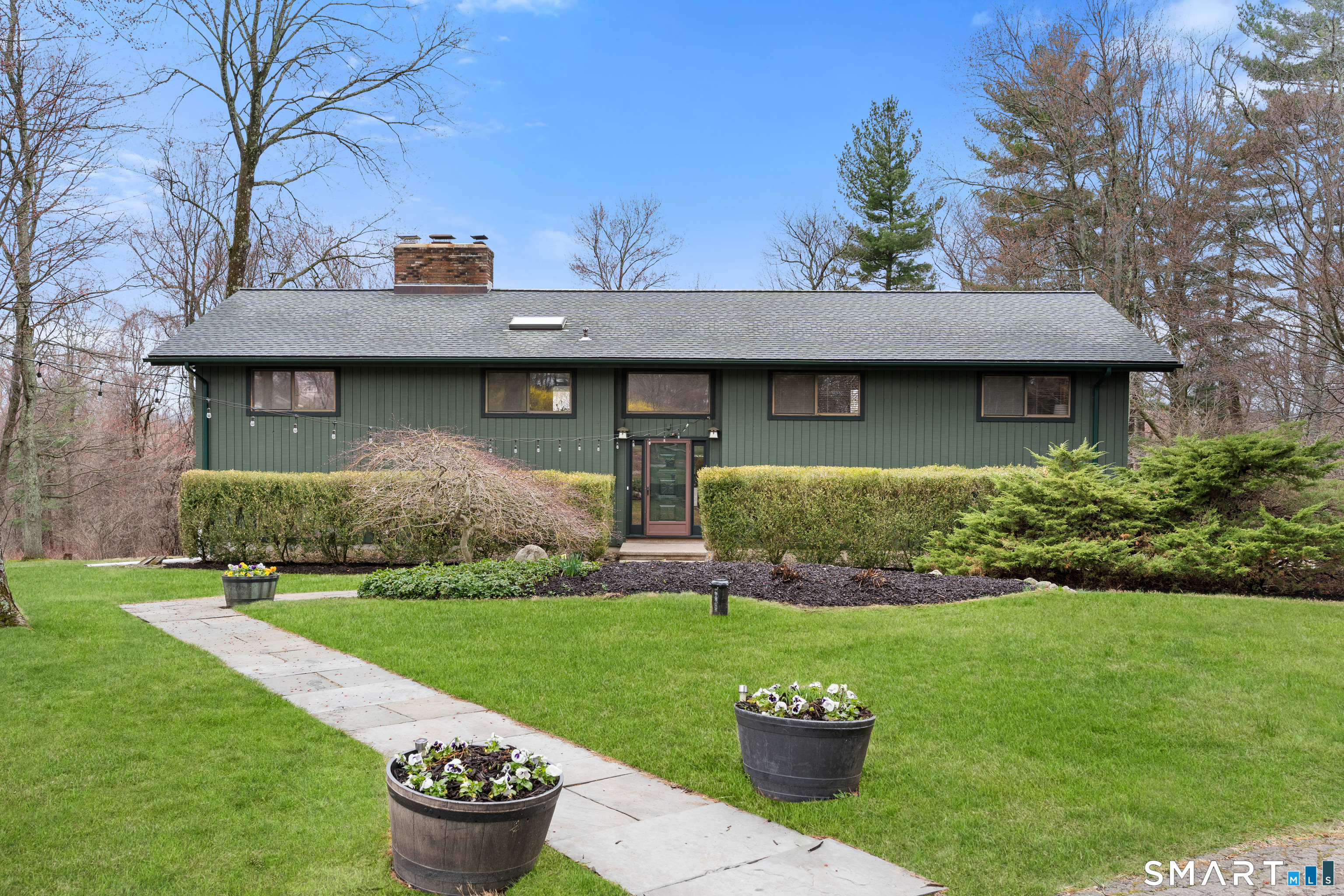 29 Spruce Drive, Wilton, CT 06897 | For Sale at $1,199,000