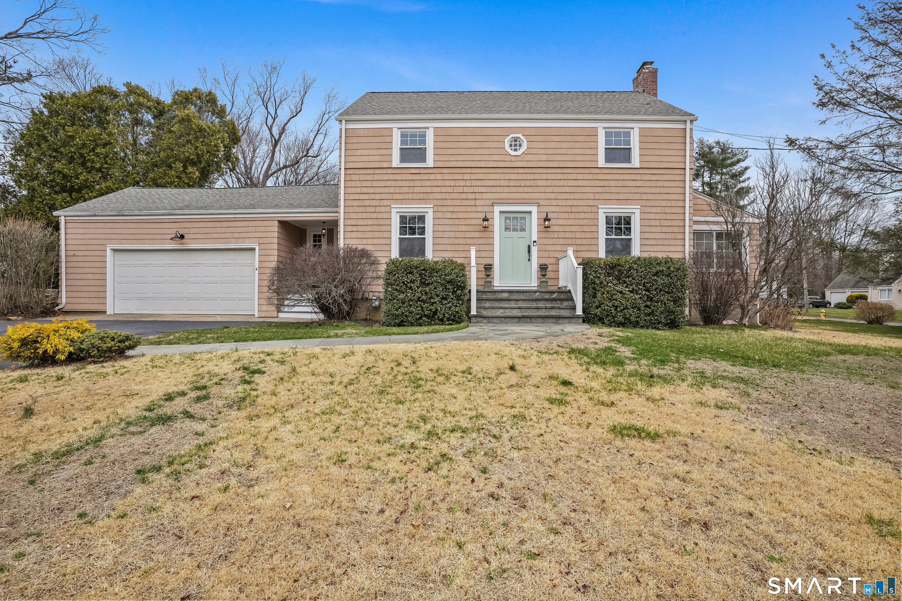 4 Woodridge Circle, Trumbull, CT 06611 | For Sale at $649,500