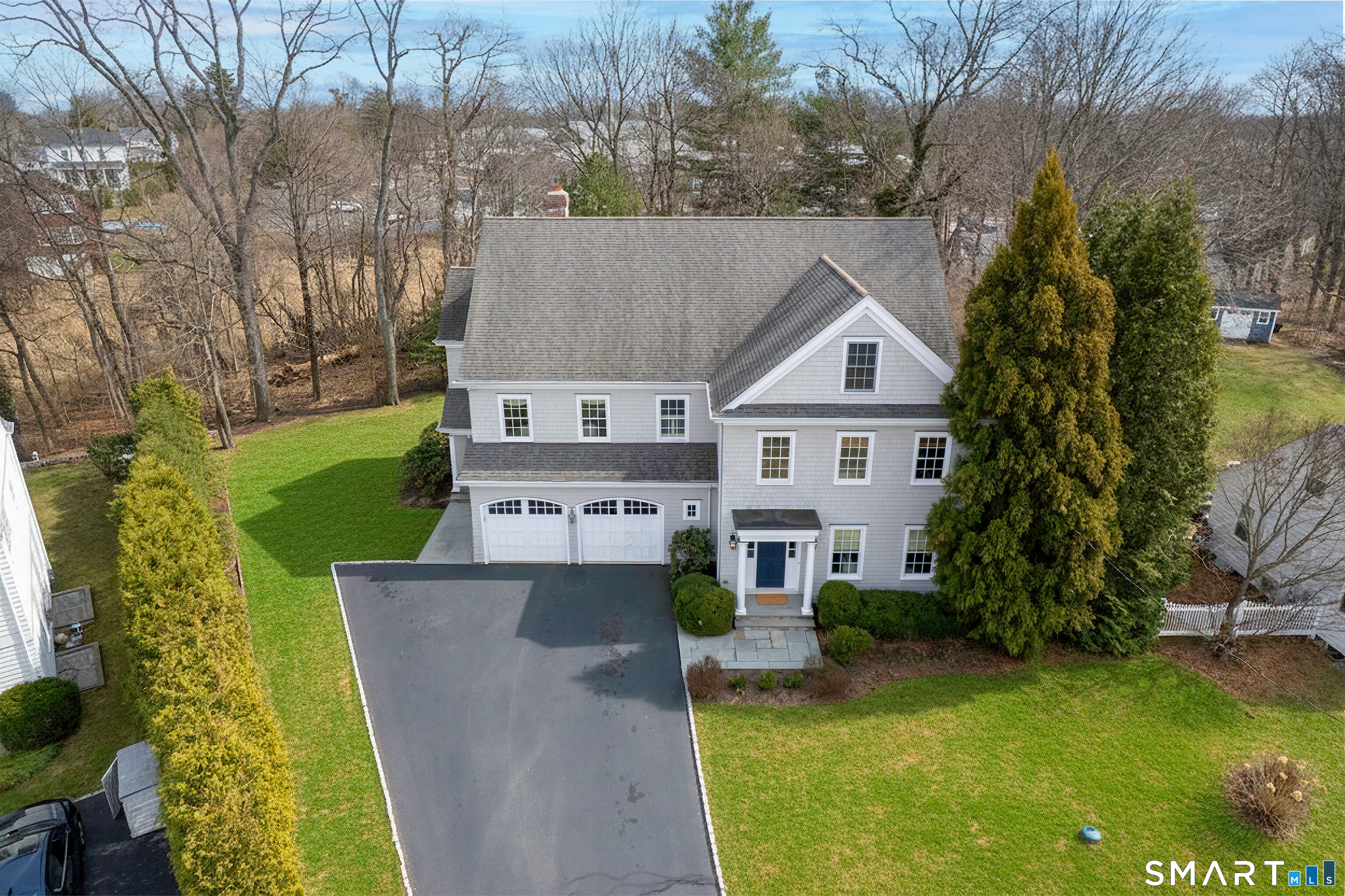 25 Patricia Lane, Darien, CT 06820 | For Sale at $3,095,000