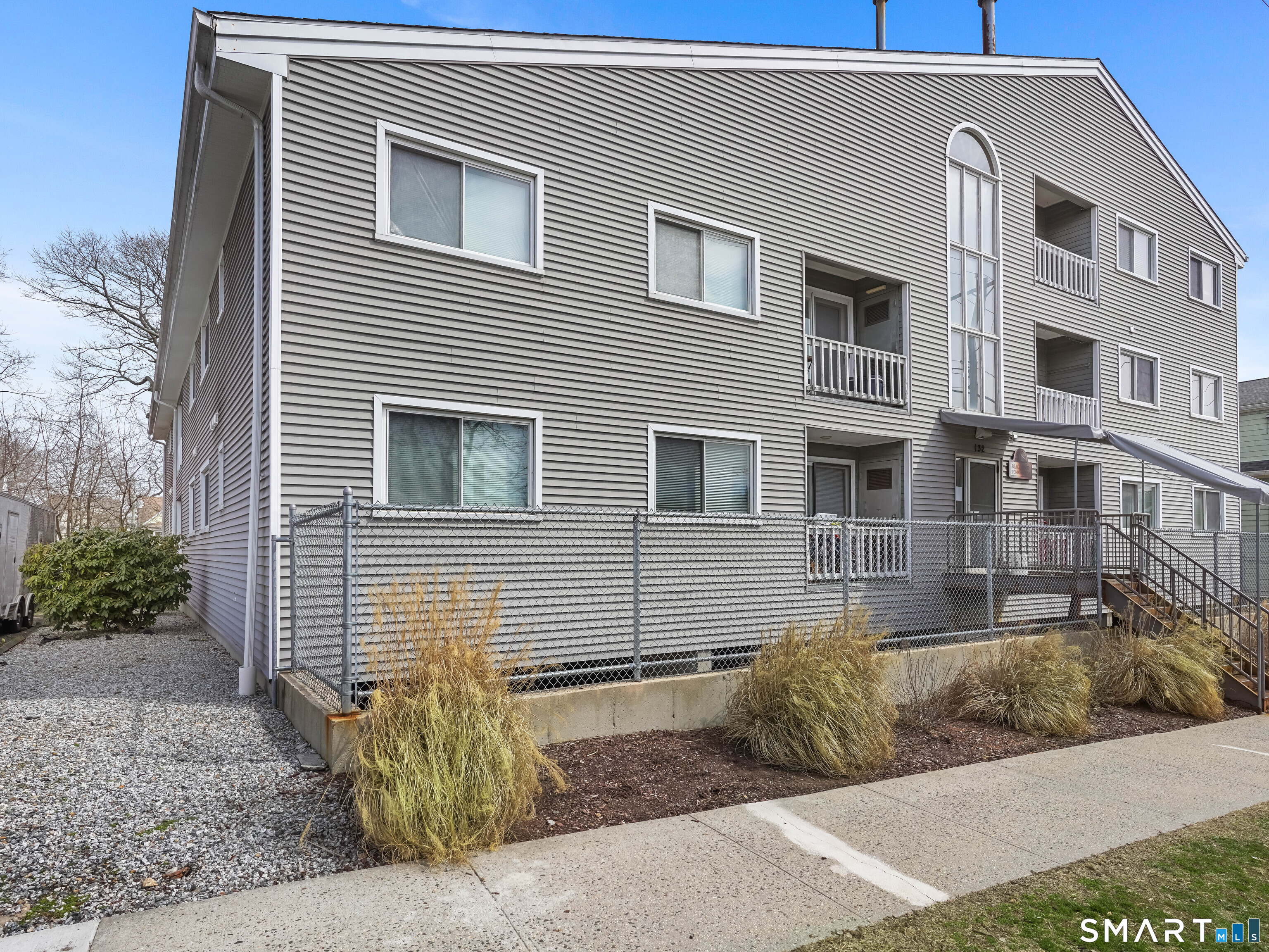 132 Bennett Street, apt 302, Bridgeport, CT 06605 | For Sale at $194,900