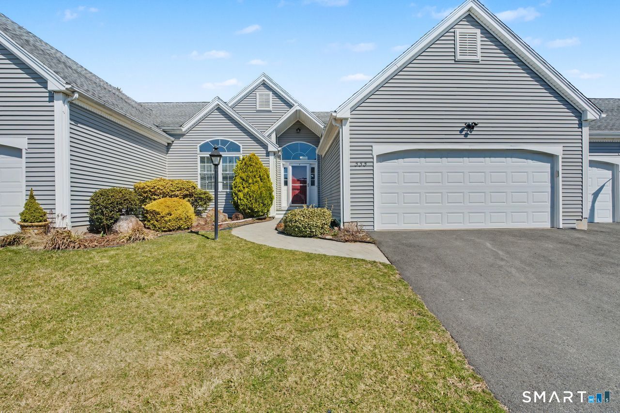 555 Mohave Circle, 555, Shelton, CT 06484 | For Sale at $589,900