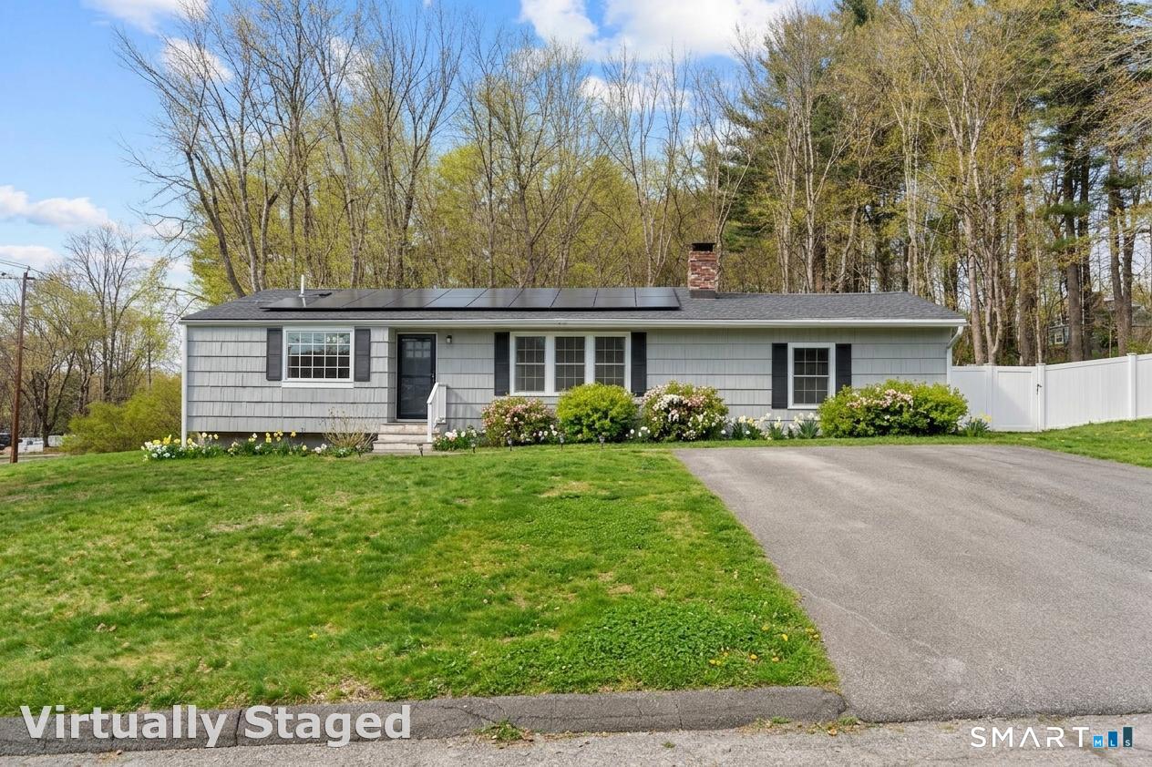 10 Karen Boulevard, Newtown, CT 06470 | For Sale at $480,000