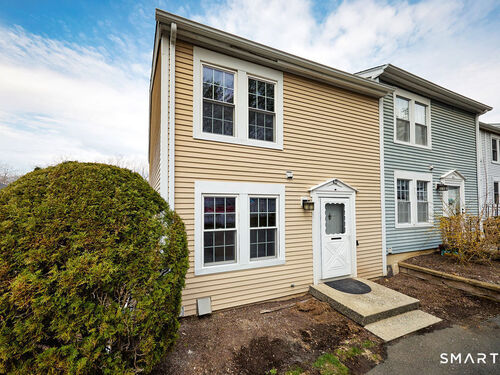  townhouse condo for sale located at 97-99 Park Avenue, 40, Danbury, CT 06810