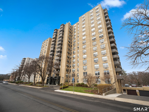  condo home for sale located at 50 Glenbrook Road, 1f, Stamford, CT 06902