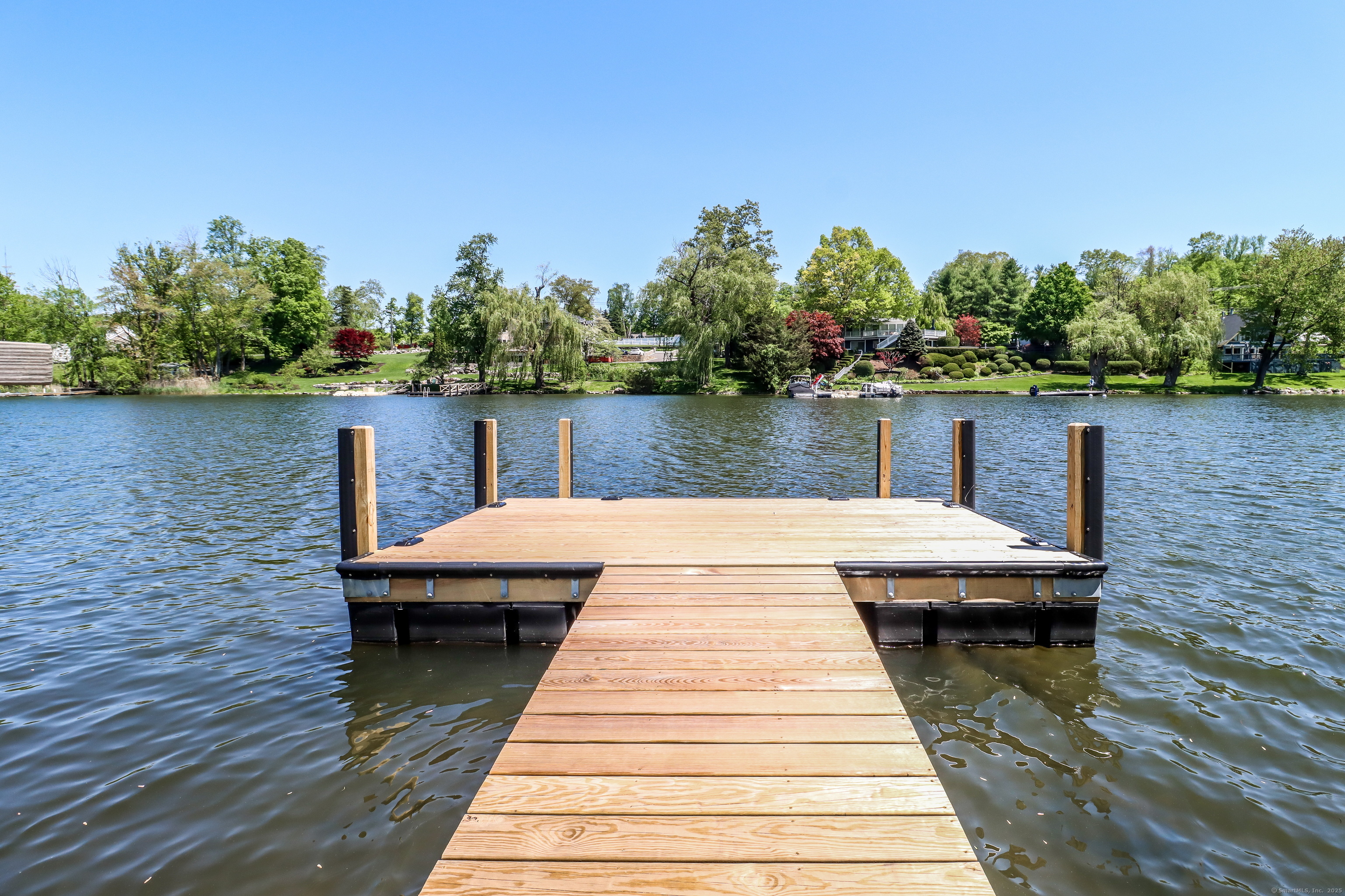 38 North Lake Shore Drive, Brookfield, CT 06804 | For Sale at $1,325,000