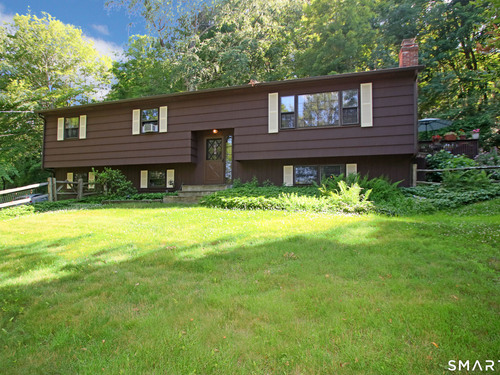  single family home for sale located at 15 Scenic View Drive, Newtown, CT 06470