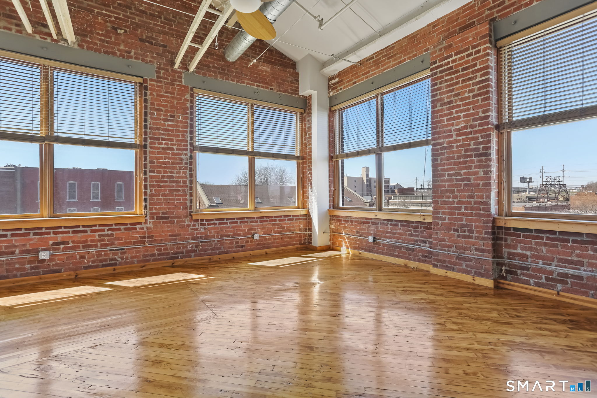 325 Lafayette Street, 8302, Bridgeport, CT 06604 | For Sale at $159,000