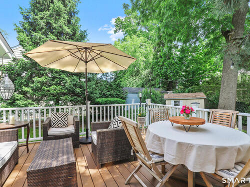  single family home for sale located at 8 Willow Lane, Greenwich, CT 06870