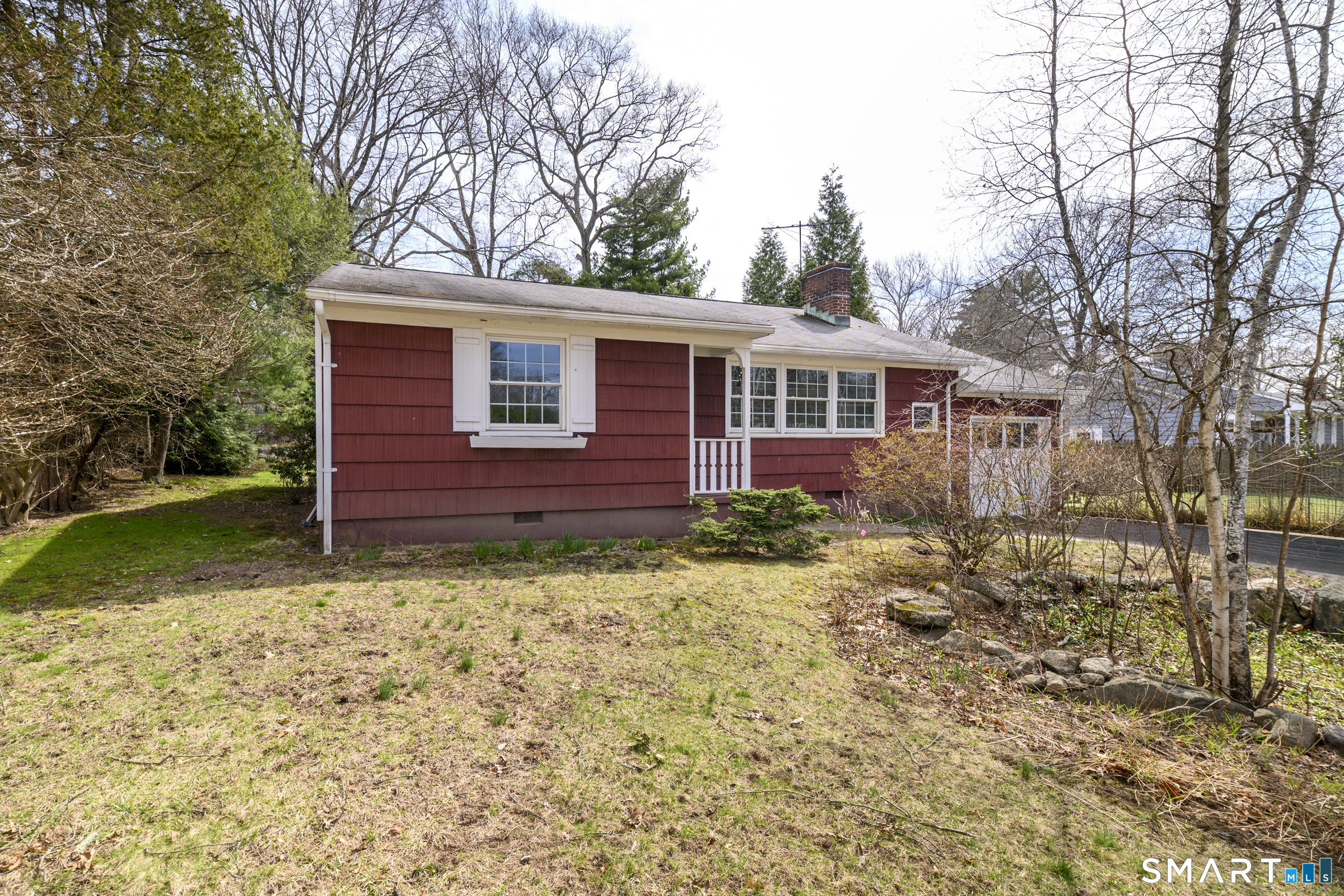 64 Alpine Street, Stamford, CT 06905 | For Sale at $575,000
