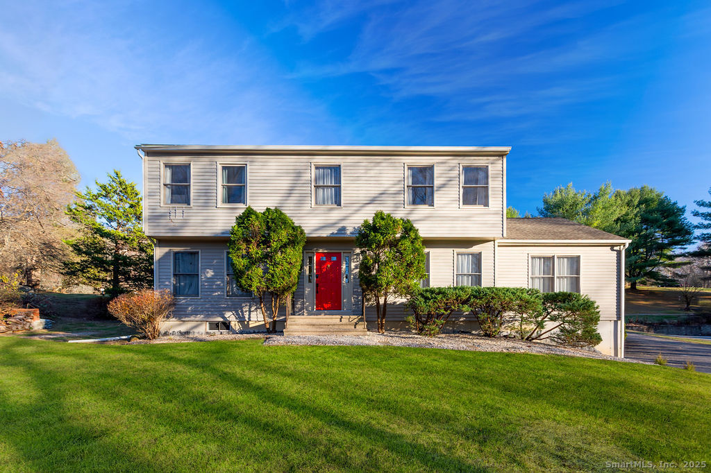 8 Phoebee Lane, Brookfield, CT 06804 | For Sale at $649,900