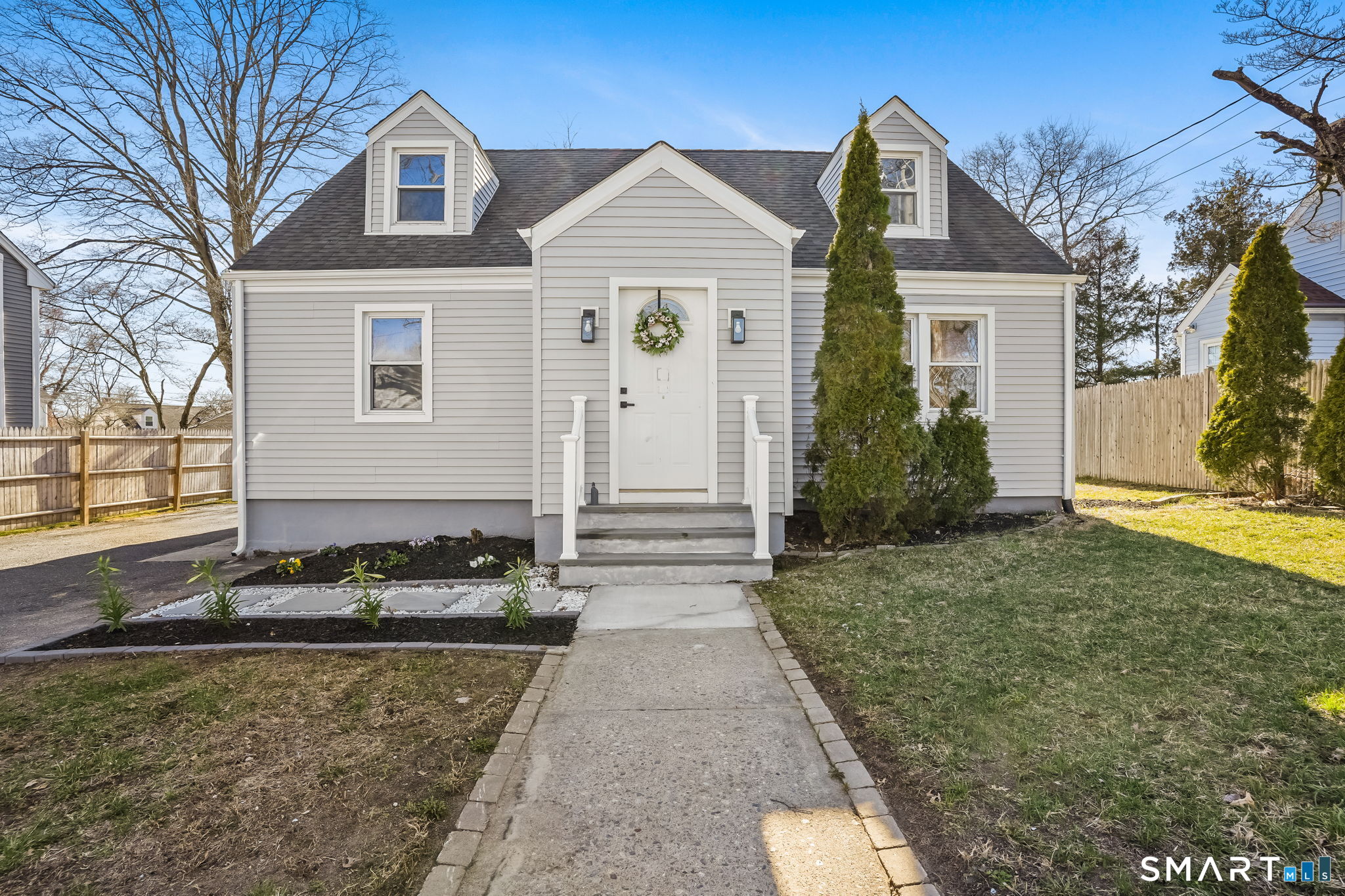 1335 Black Rock Turnpike, Fairfield, CT 06825 | For Sale at $699,000