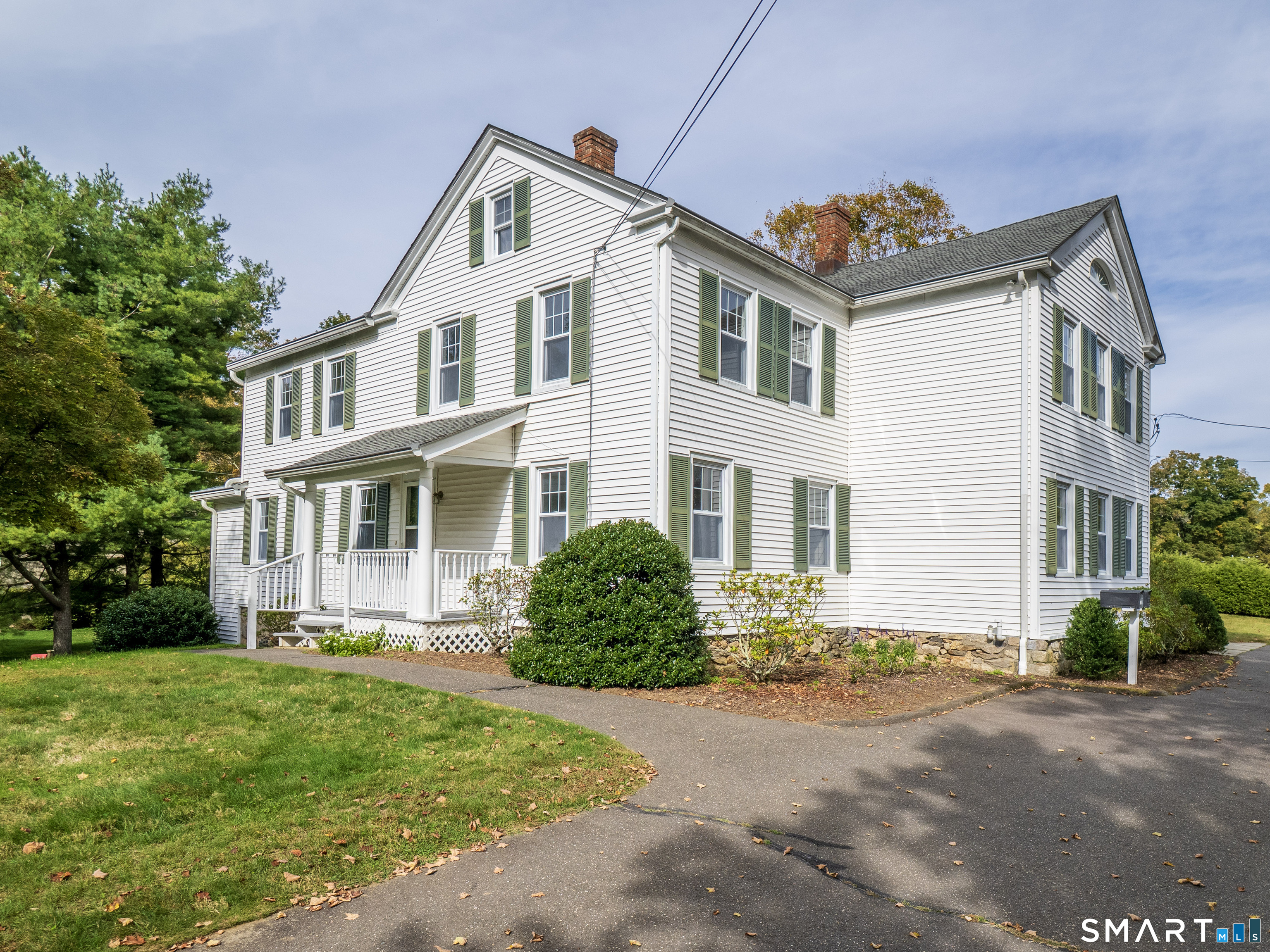 35 Ramapoo Road, Ridgefield, CT 06877 | For Sale at $959,000