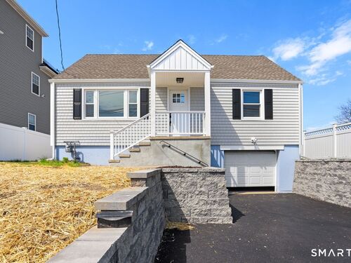  single family home for sale located at 115 Washington Parkway, Stratford, CT 06615