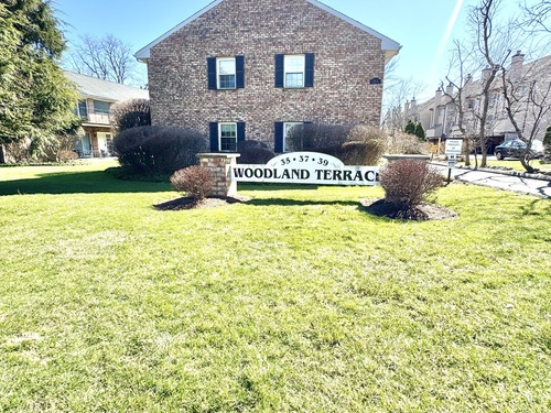  townhouse condo for sale located at 39 Woodway Road, c5, Stamford, CT 06907