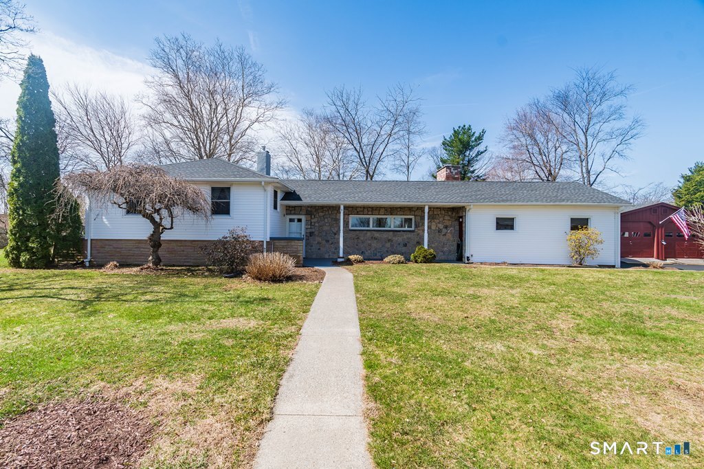 12 Crest Road, Danbury, CT 06811 | For Sale at $525,000