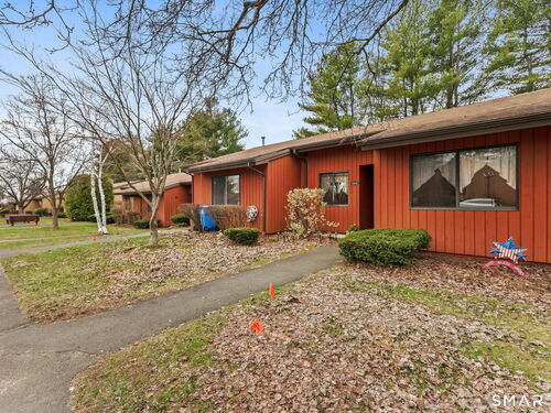  condo home for sale located at 469 Asbury Ridge, 469, Shelton, CT 06484