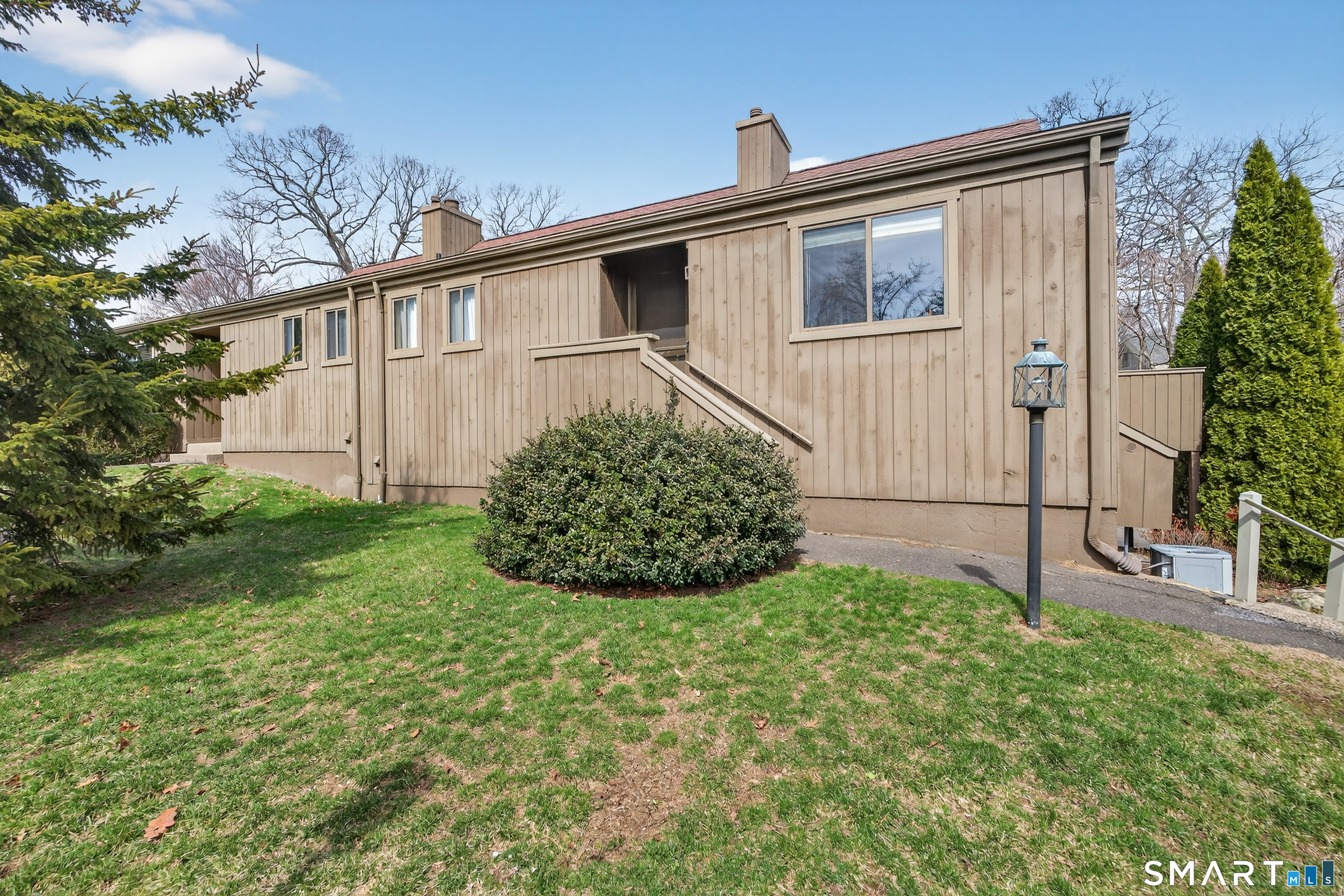 196 Apache Lane, a, Stratford, CT 06614 | For Sale at $365,000