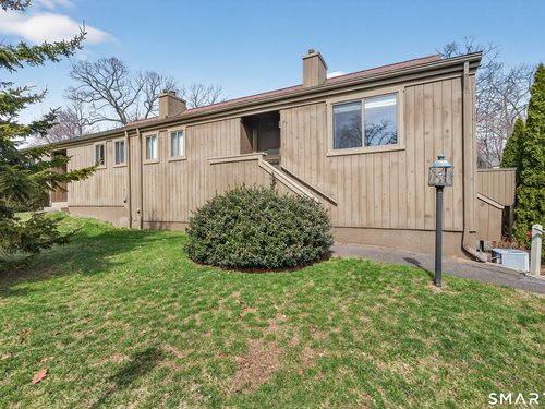  condo home for sale located at 196 Apache Lane, a, Stratford, CT 06614