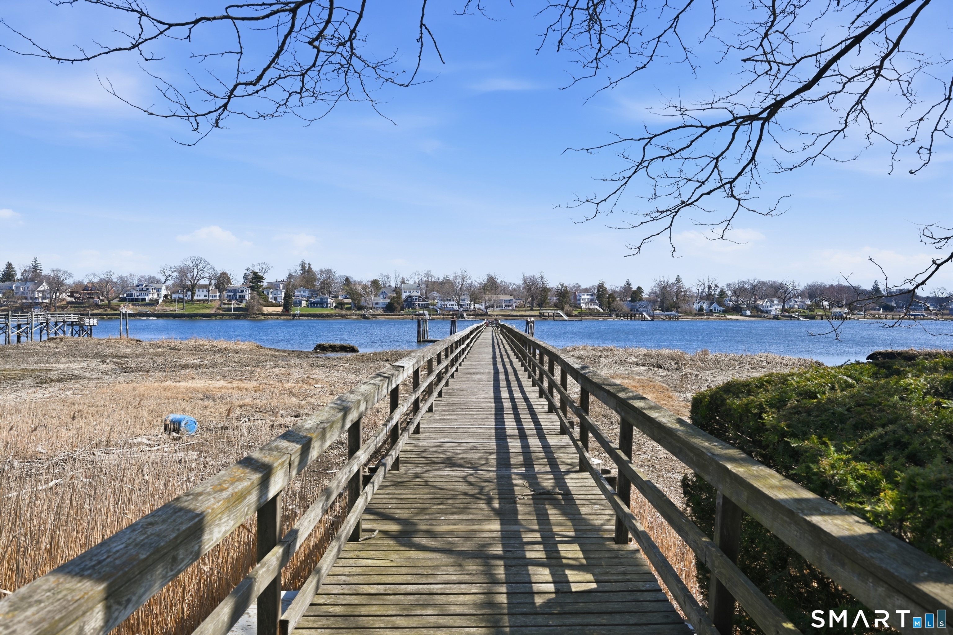 106 Ferry Court, 106, Stratford, CT 06614 | For Sale at $344,900