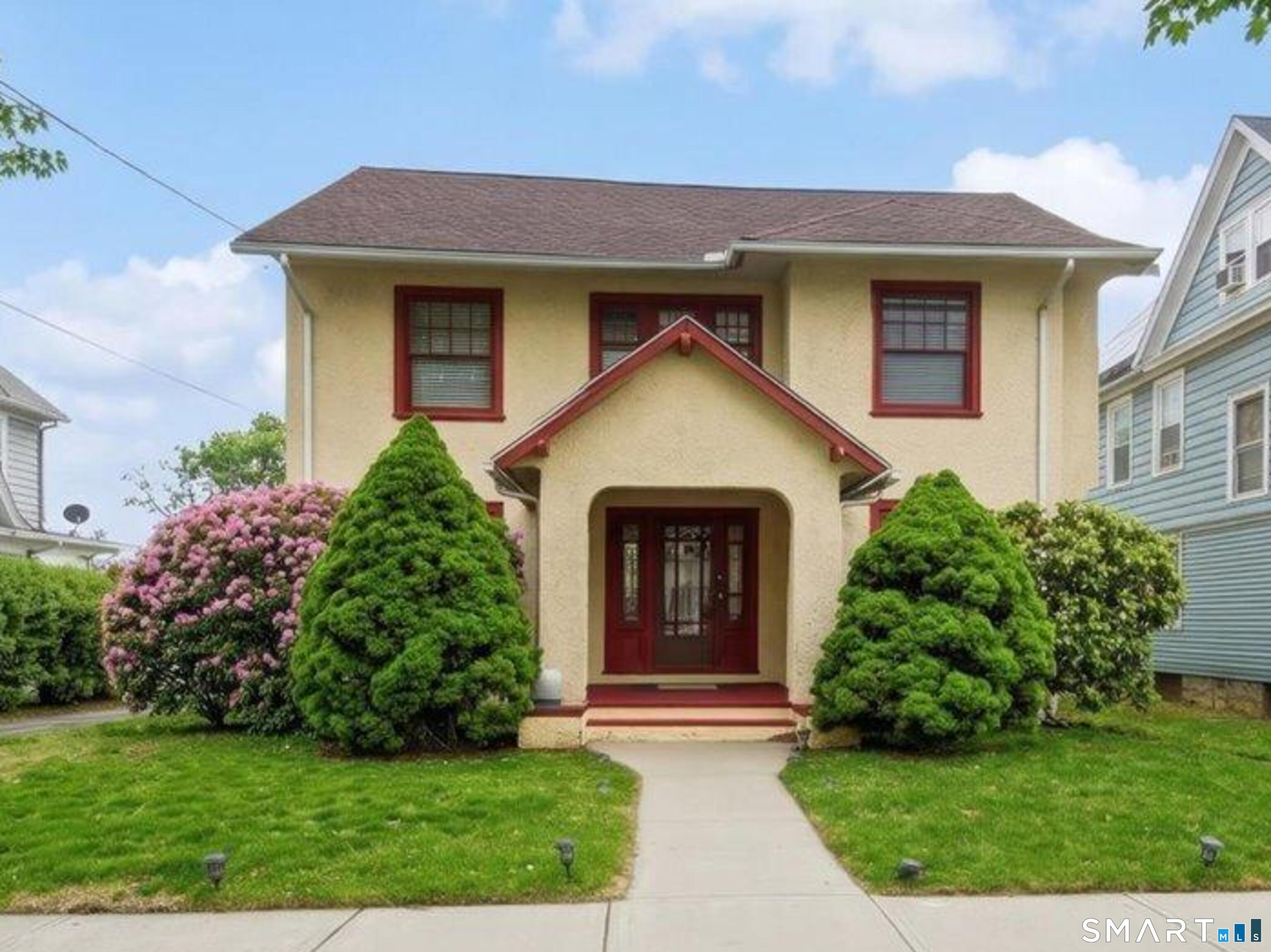 839 Laurel Avenue, Bridgeport, CT 06604 | For Sale at $520,000