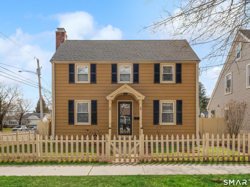  single family home for sale located at 135 Laurel Place, Bridgeport, CT 06604