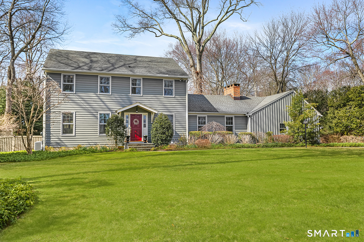 757 Galloping Hill Road, Fairfield, CT 06824 | For Sale at $1,595,000