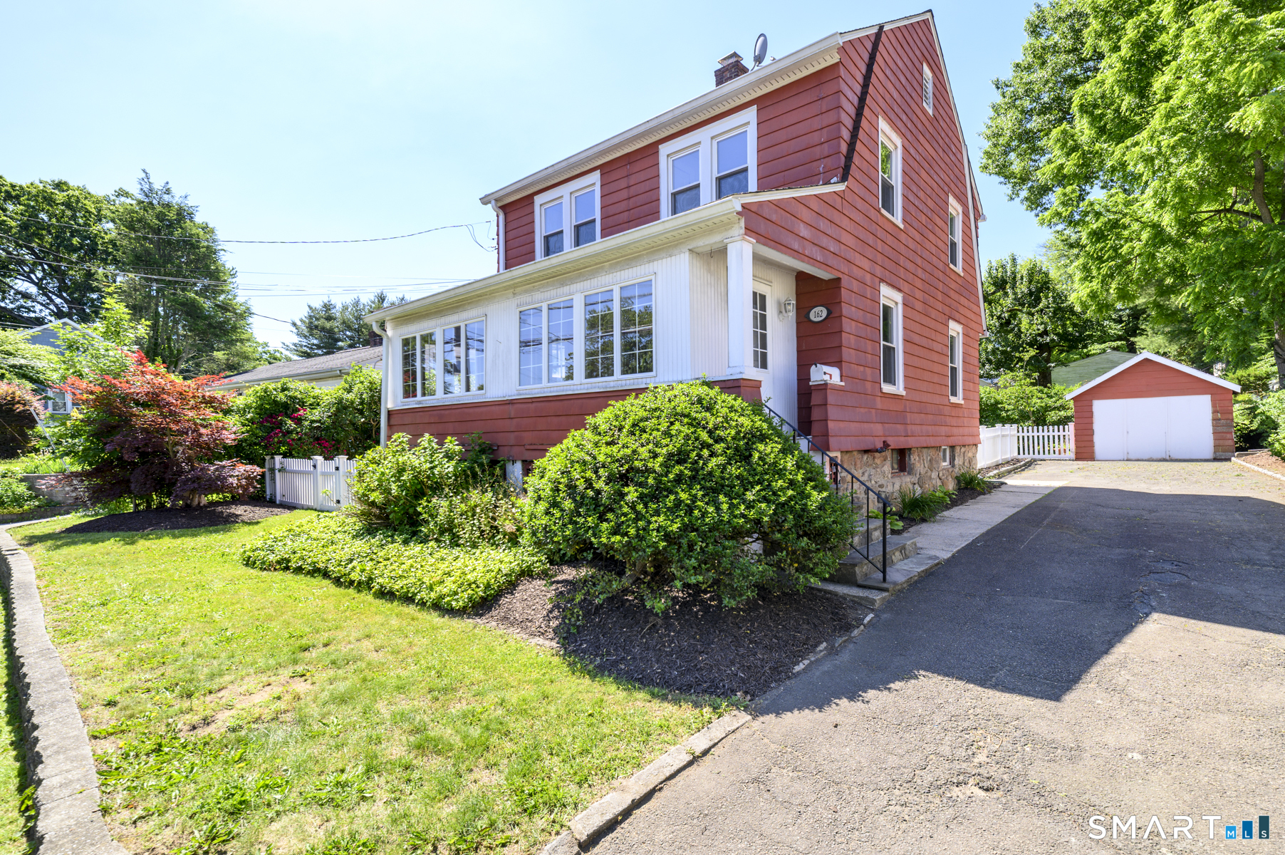 162 Toms Road, Stamford, CT 06906 | For Sale at $650,000