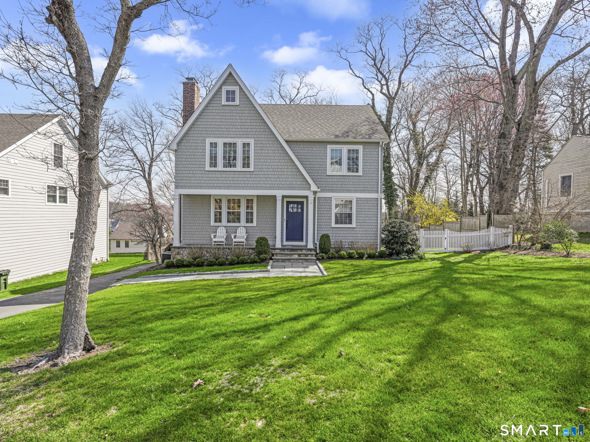 7 Walmsley Road, Darien, CT 06820 | For Sale at $2,195,000