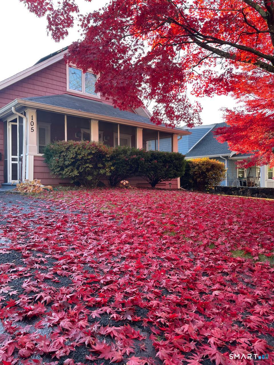 105 Knickerbocker Avenue, Stamford, CT 06907 | For Sale at $779,000